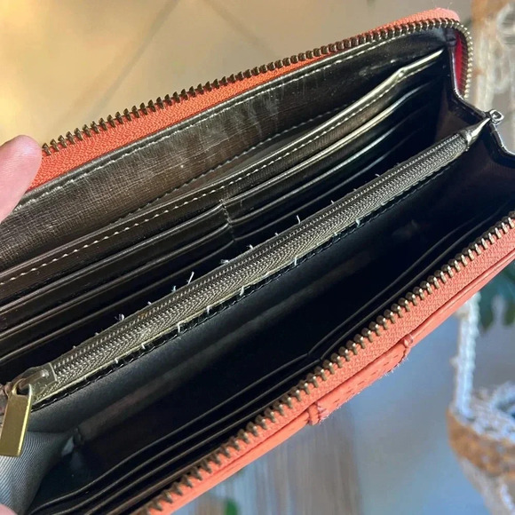 Fossil Zip-Around Wallet | Coral Leather | 7x5” - Picture 8 of 9